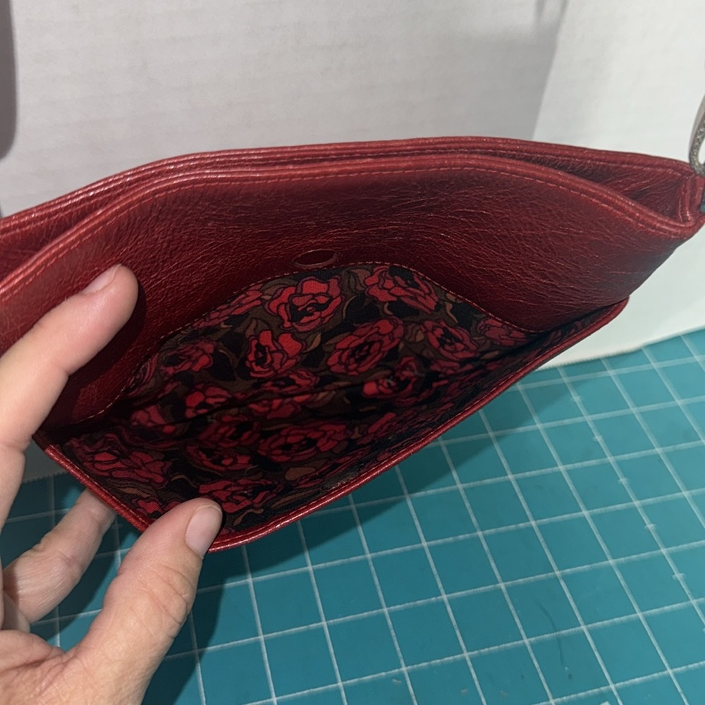Brighton Red 100% Leather Small Crossbody Bag Everyday Wear 7.5” Wx 6.5”Hx 1” D - Picture 10 of 11